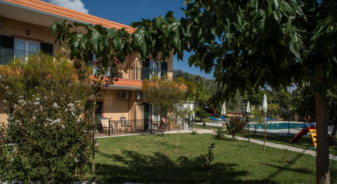 Aparthotel Dimas V House Parga Esterno foto