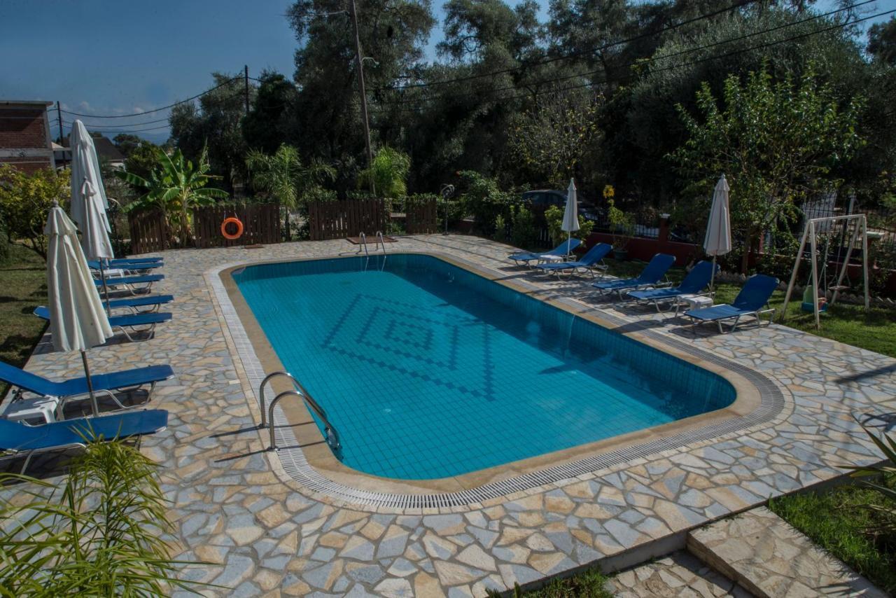 Aparthotel Dimas V House Parga Esterno foto
