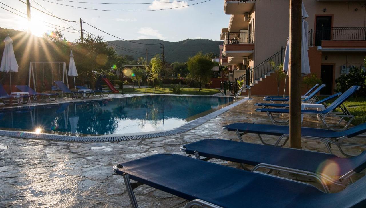 Aparthotel Dimas V House Parga Esterno foto
