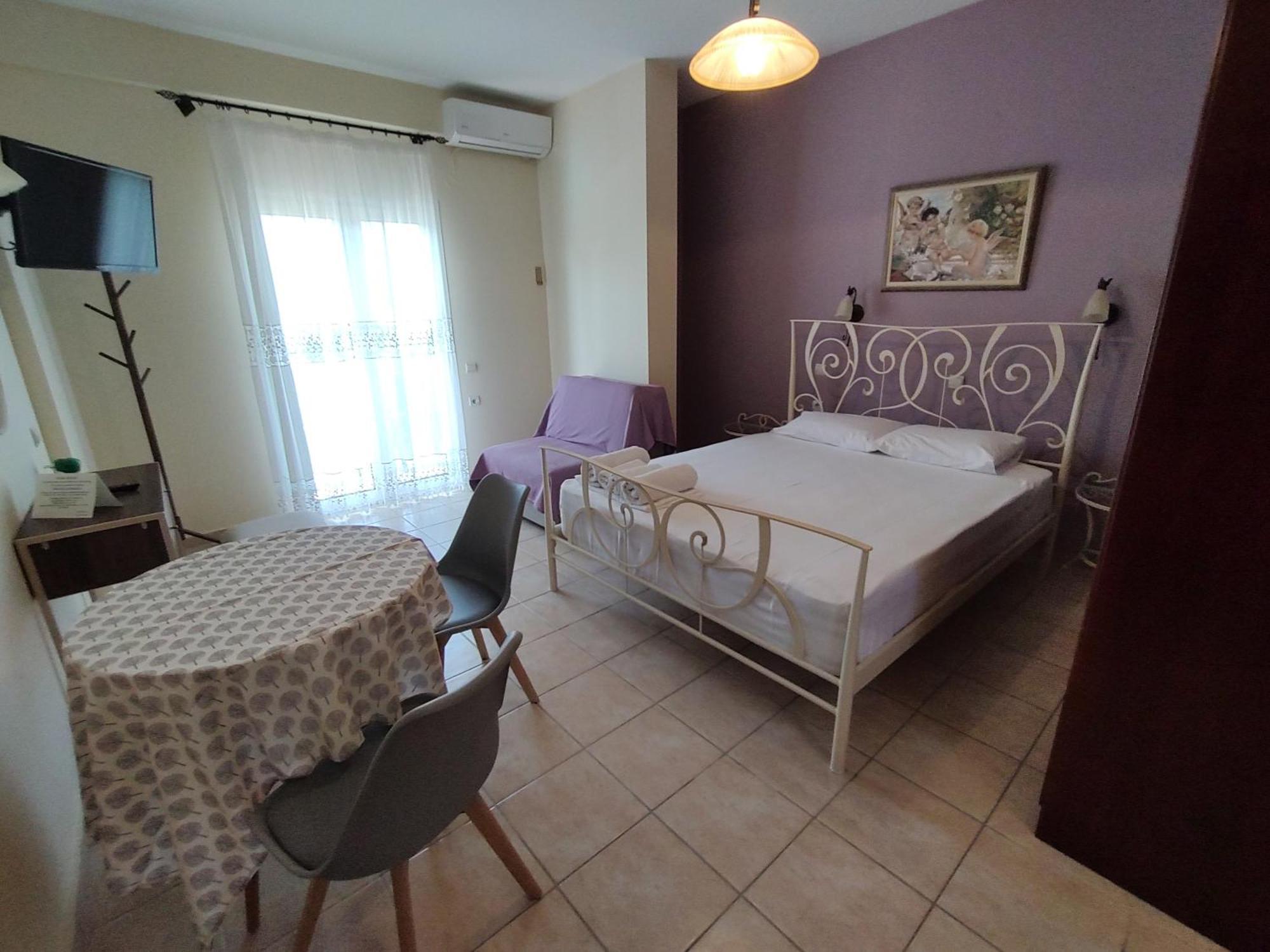 Aparthotel Dimas V House Parga Esterno foto